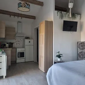 A L'oree Du Pin Bed & Breakfast